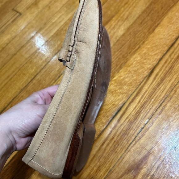 Arpeggios VTG Tan  Leather Flat Loafers Causal Women's Shoes Size 7.5 M - Picture 11 of 11